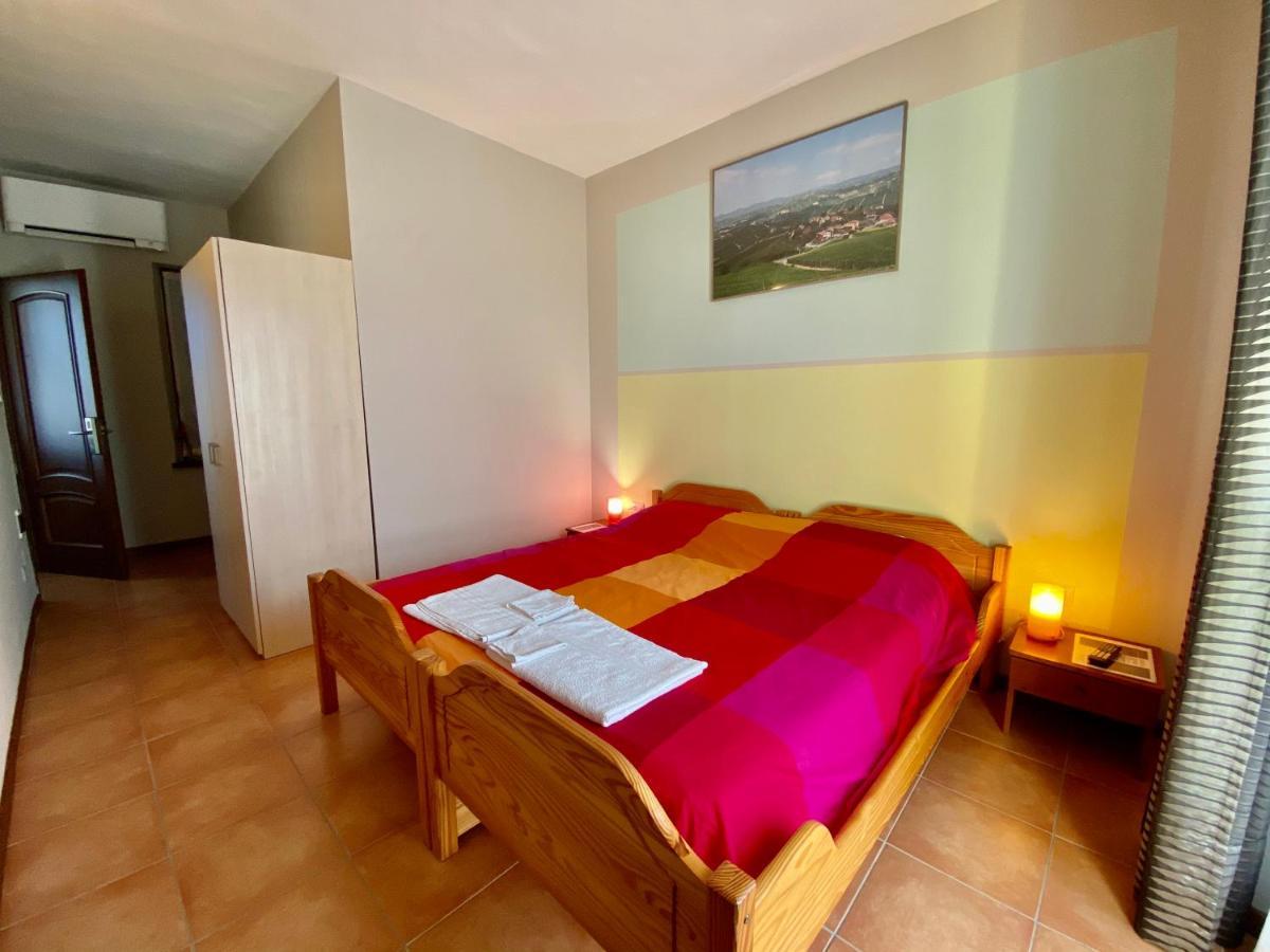 The Green Guest House Barolo Eksteriør bilde